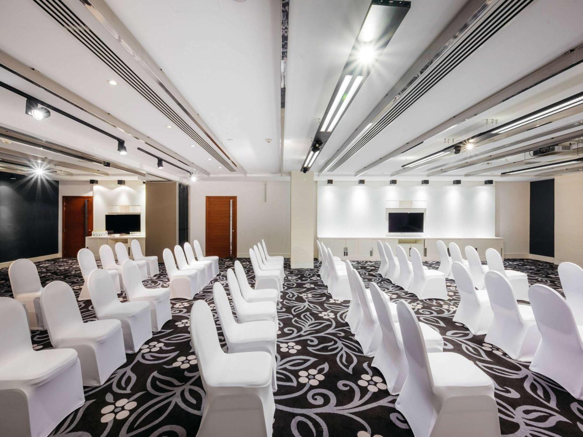 Fairmont Bab Al Bahr Hotell Abu Dhabi Eksteriør bilde Meeting room